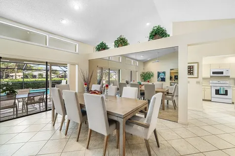 5722 Willow Creek Lane Delray Beach FL 33484
