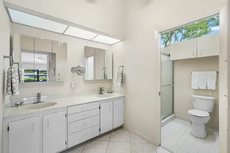 5722 Willow Creek Lane Delray Beach FL 33484