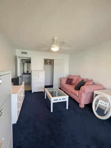 113 Wellington M West Palm Beach FL 33417