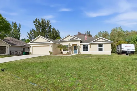 5244 Nw E Piper Circle Port Saint Lucie FL 34986