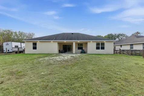 5244 Nw E Piper Circle Port Saint Lucie FL 34986