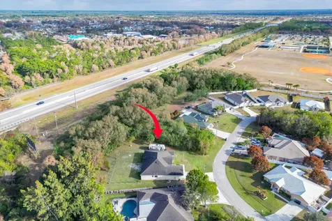 5244 Nw E Piper Circle Port Saint Lucie FL 34986