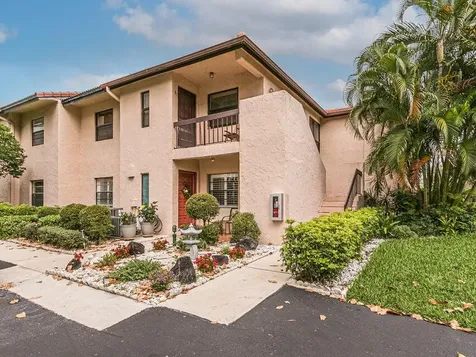 9264 Vista Del Lago Boca Raton FL 33428