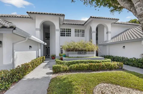 11586 Briarwood Circle Boynton Beach FL 33437