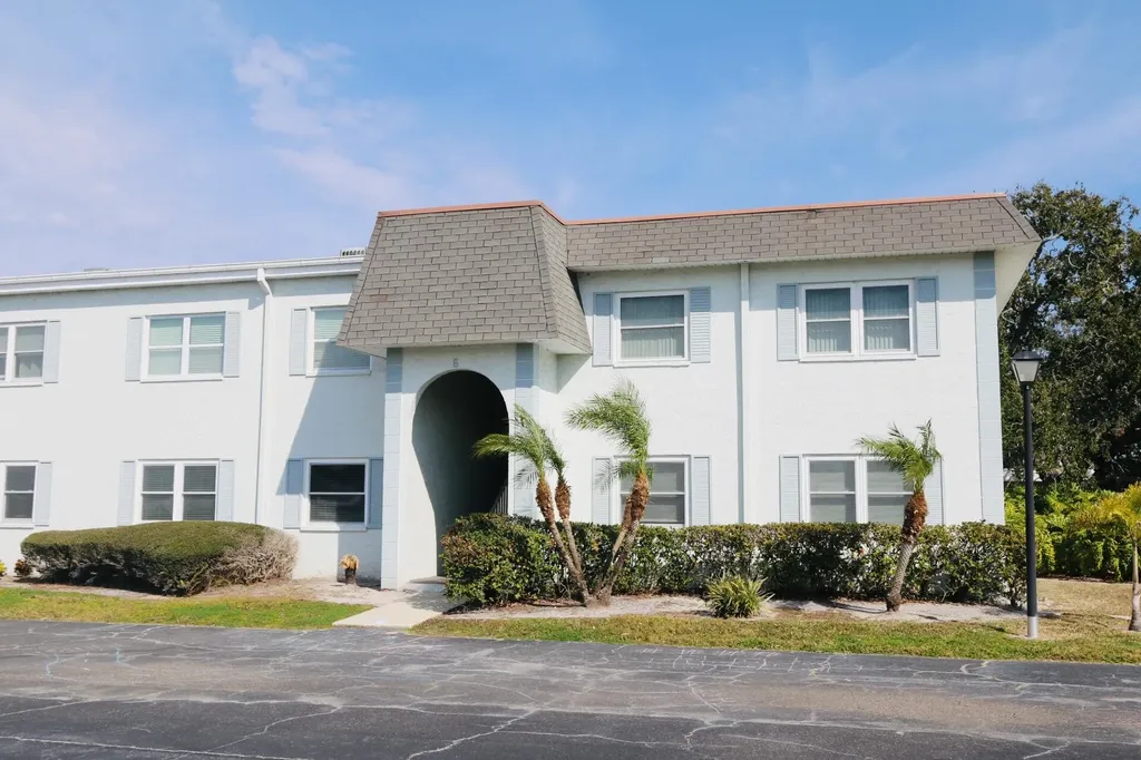 229 S Mcmullen Booth Road Clearwater FL 33759