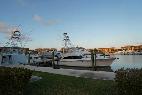 2101 Marina Isle Way Jupiter FL 33477