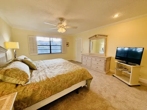 9261 Vista Del Lago Boca Raton FL 33428