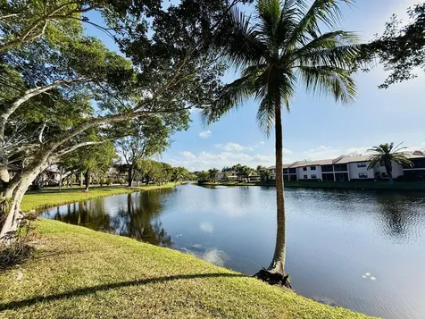 9261 Vista Del Lago Boca Raton FL 33428