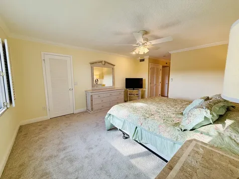 9261 Vista Del Lago Boca Raton FL 33428