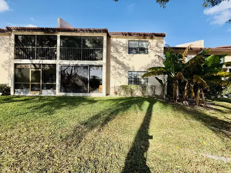 9261 Vista Del Lago Boca Raton FL 33428