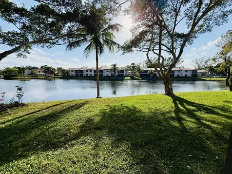 9261 Vista Del Lago Boca Raton FL 33428