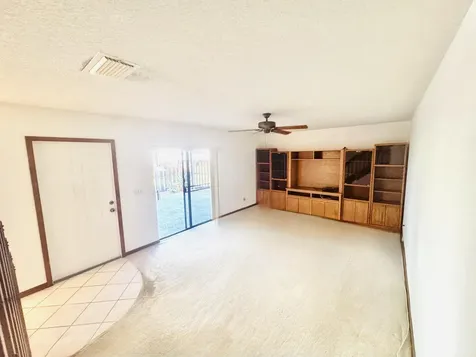 604 Se Castle Court Port Saint Lucie FL 34952