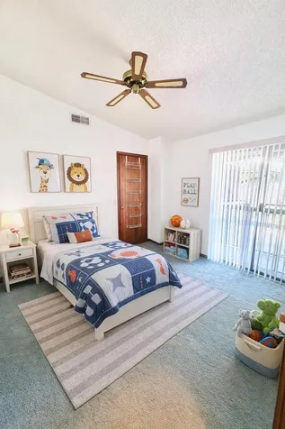 604 Se Castle Court Port Saint Lucie FL 34952