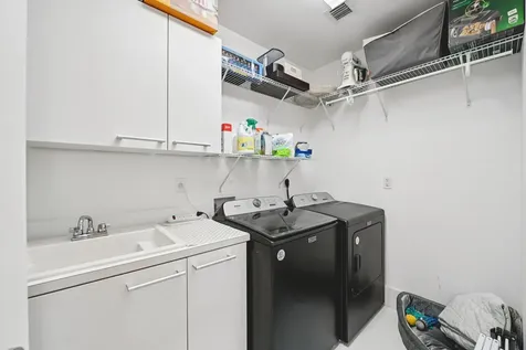 4100 Island Boulevard Aventura FL 33160