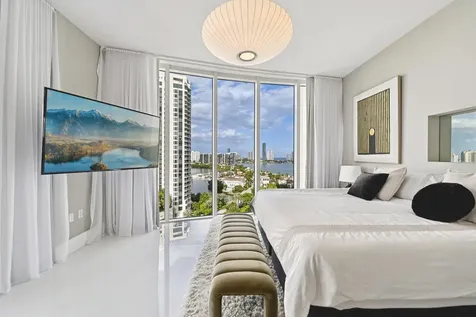 4100 Island Boulevard Aventura FL 33160