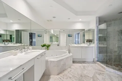 4100 Island Boulevard Aventura FL 33160
