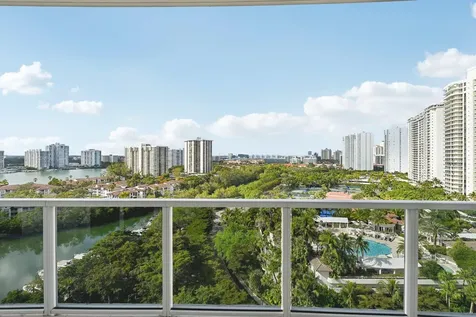 4100 Island Boulevard Aventura FL 33160