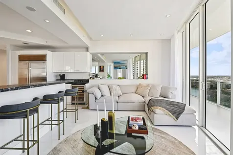 4100 Island Boulevard Aventura FL 33160