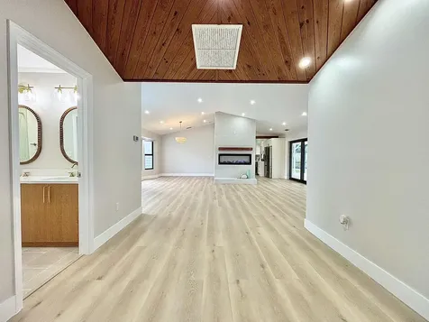 14 Se Paddock Circle Jupiter FL 33469