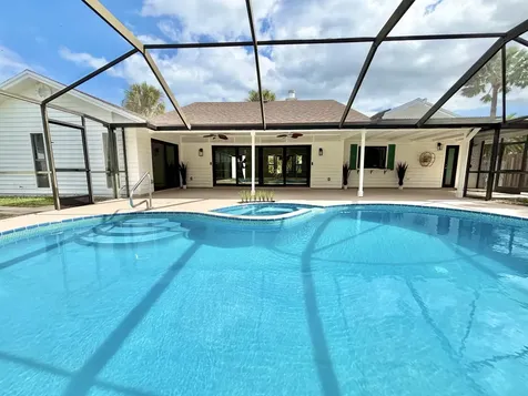 14 Se Paddock Circle Jupiter FL 33469