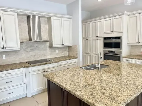 259 SE Calmo Circle Port Saint Lucie FL 34984