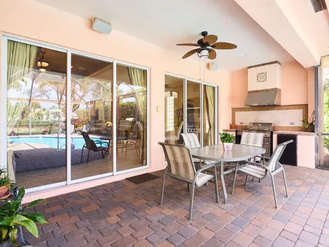 10525 La Strada West Palm Beach FL 33412