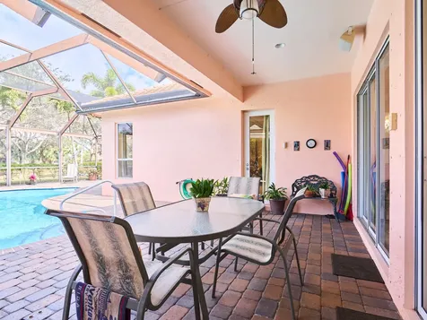 10525 La Strada West Palm Beach FL 33412