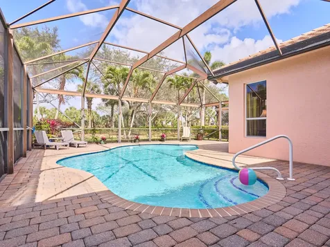 10525 La Strada West Palm Beach FL 33412