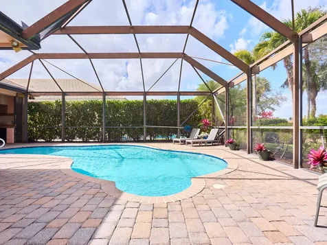 10525 La Strada West Palm Beach FL 33412