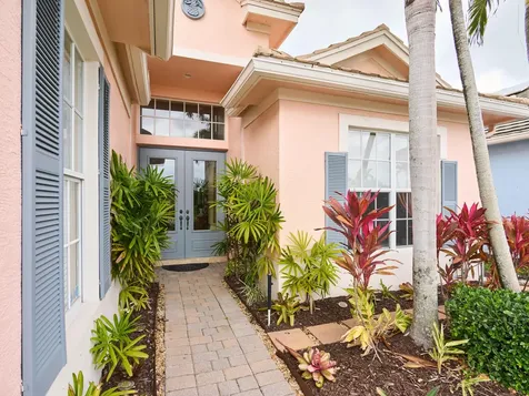 10525 La Strada West Palm Beach FL 33412
