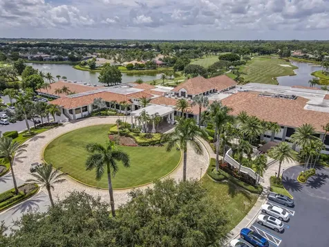 10525 La Strada West Palm Beach FL 33412