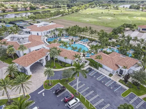 10525 La Strada West Palm Beach FL 33412