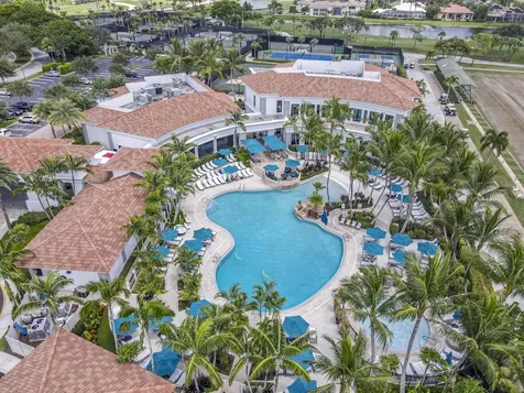 10525 La Strada West Palm Beach FL 33412