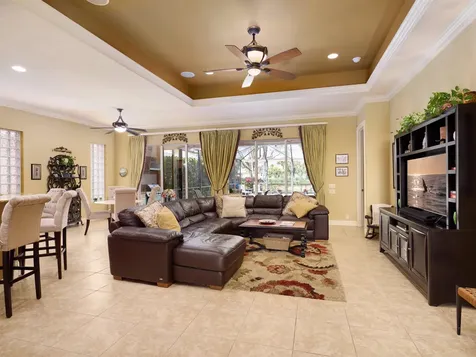 10525 La Strada West Palm Beach FL 33412