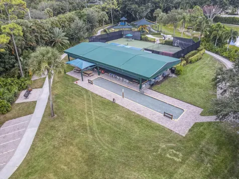 10525 La Strada West Palm Beach FL 33412