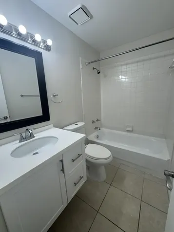 2505 Lakeview Circle Royal Palm Beach FL 33411