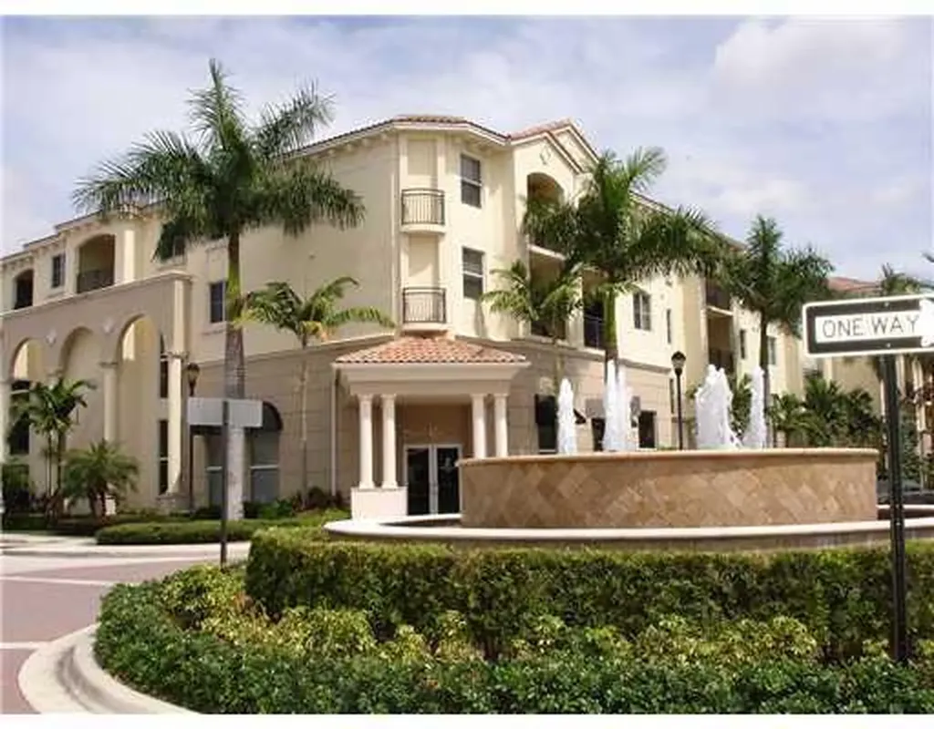3 Renaissance Way Boynton Beach FL 33426