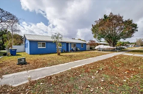 3201 Kentucky Avenue Fort Pierce FL 34947