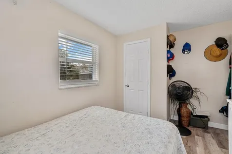 3201 Kentucky Avenue Fort Pierce FL 34947
