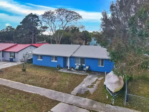 3201 Kentucky Avenue Fort Pierce FL 34947