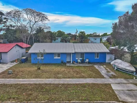 3201 Kentucky Avenue Fort Pierce FL 34947