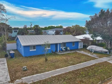 3201 Kentucky Avenue Fort Pierce FL 34947