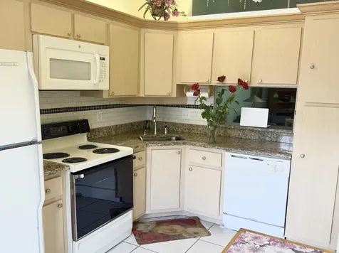 542 Shady Pine Way Greenacres FL 33415