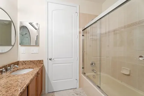 6145 Nw Helmsdale Way Port Saint Lucie FL 34983