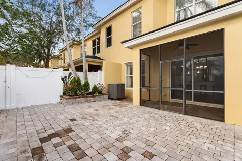 6145 Nw Helmsdale Way Port Saint Lucie FL 34983