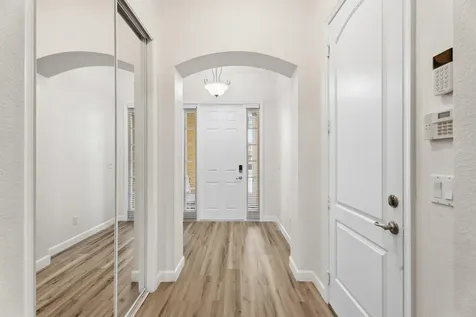 6145 Nw Helmsdale Way Port Saint Lucie FL 34983