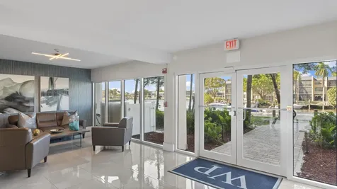 801 S Federal Highway Pompano Beach FL 33062