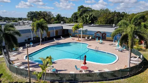 2840 Cynthia Lane Lake Worth Beach FL 33461