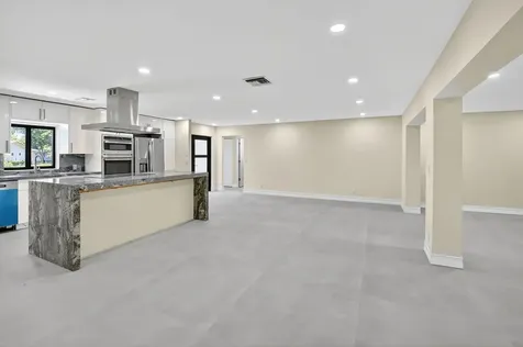 6251 Hitchin Post Way Delray Beach FL 33484