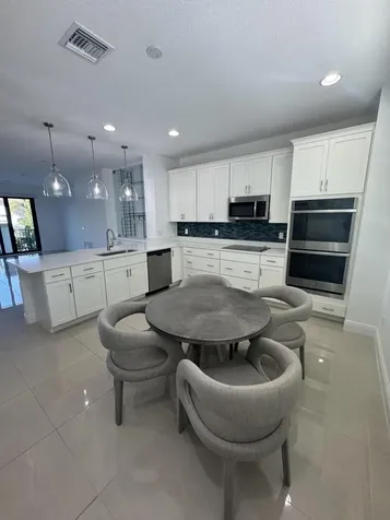 613 Windward Circle Boynton Beach FL 33435